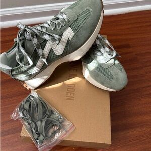 Steve Madden Sage Green Women's Sneakers